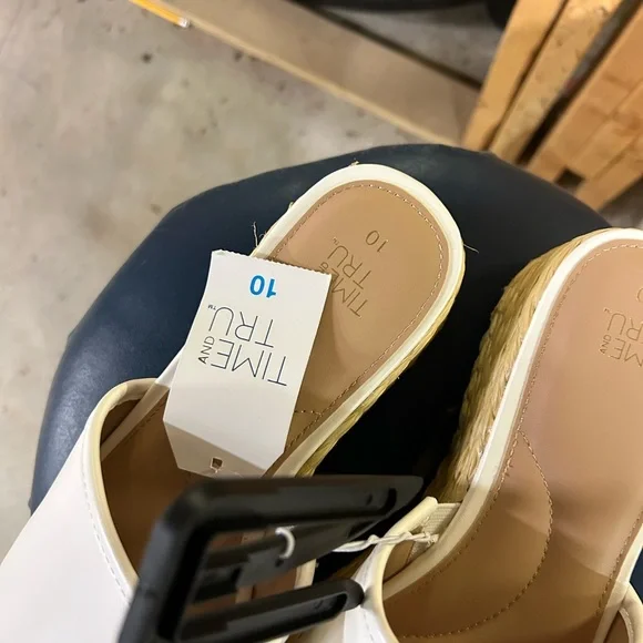 Time and Tru Women's Raffia Platform Slide Sandals NWT - Picture 6 of 6